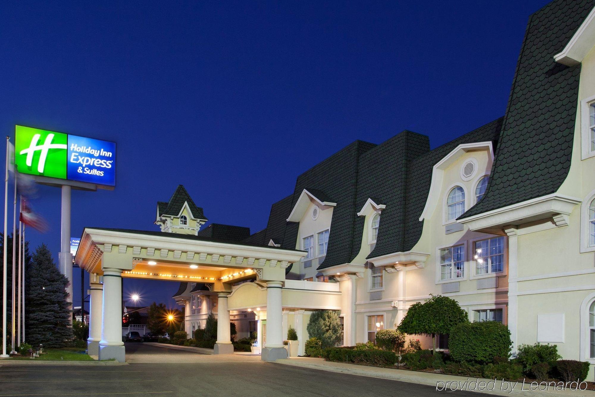 Comfort Inn&Suites Allen Park/Dearborn Exterior foto